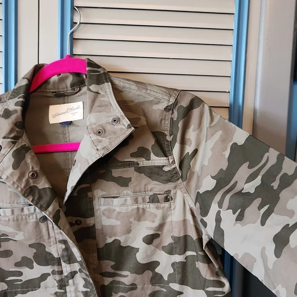 Universal Thread Grey Camo Jacket - Picture 7 of 14